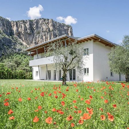Casa Flavia, Mountains & River Arco Exterior photo