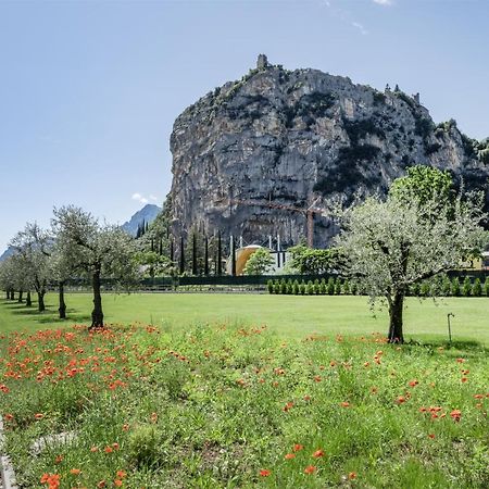 Casa Flavia, Mountains & River Arco Exterior photo