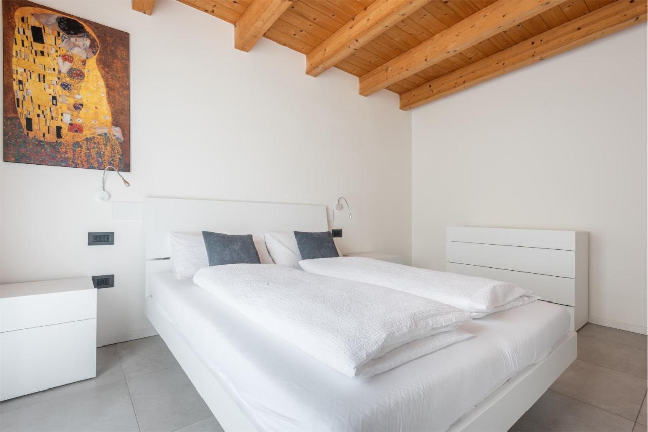 Casa Flavia, Mountains & River Arco Exterior photo